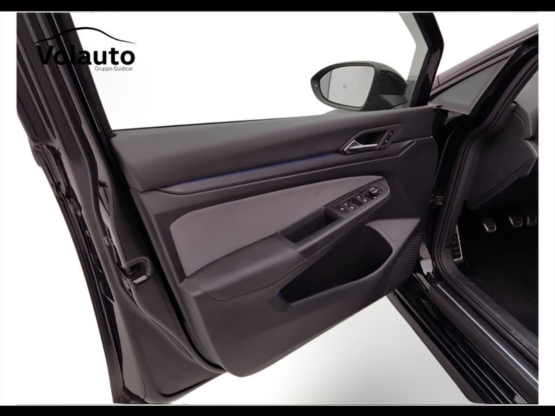 GuidiCar - VOLKSWAGEN Golf 2022 Golf 1.5 tsi evo act R-Line 150cv Usato