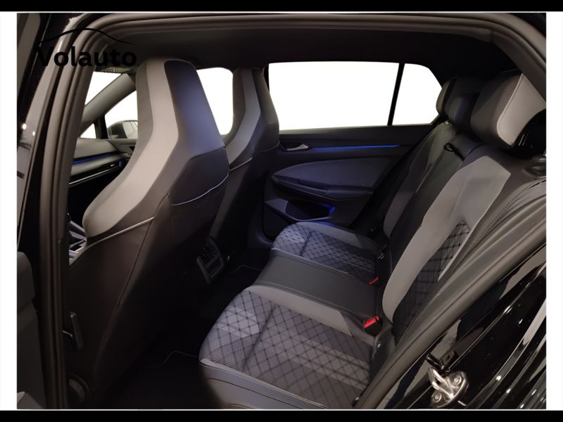 GuidiCar - VOLKSWAGEN Golf 2022 Golf 1.5 tsi evo act R-Line 150cv Usato