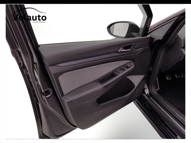 GuidiCar - VOLKSWAGEN Golf 2022 Golf 1.5 tsi evo act R-Line 150cv Usato