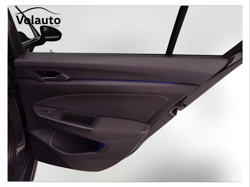 GuidiCar - VOLKSWAGEN Golf 2020 Golf 1.5 tsi evo act Style 130cv Usato