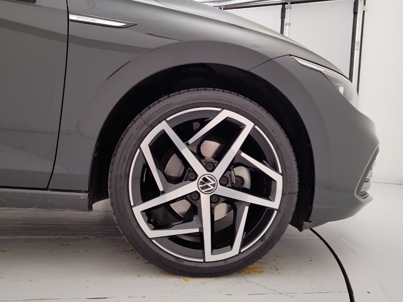 GuidiCar - VOLKSWAGEN Golf 2020 Golf 1.5 tsi evo act Style 130cv Usato