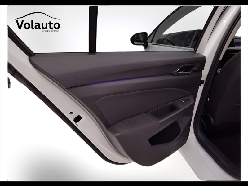 GuidiCar - VOLKSWAGEN Golf 2021 Golf 1.5 tsi evo act Style 130cv Usato