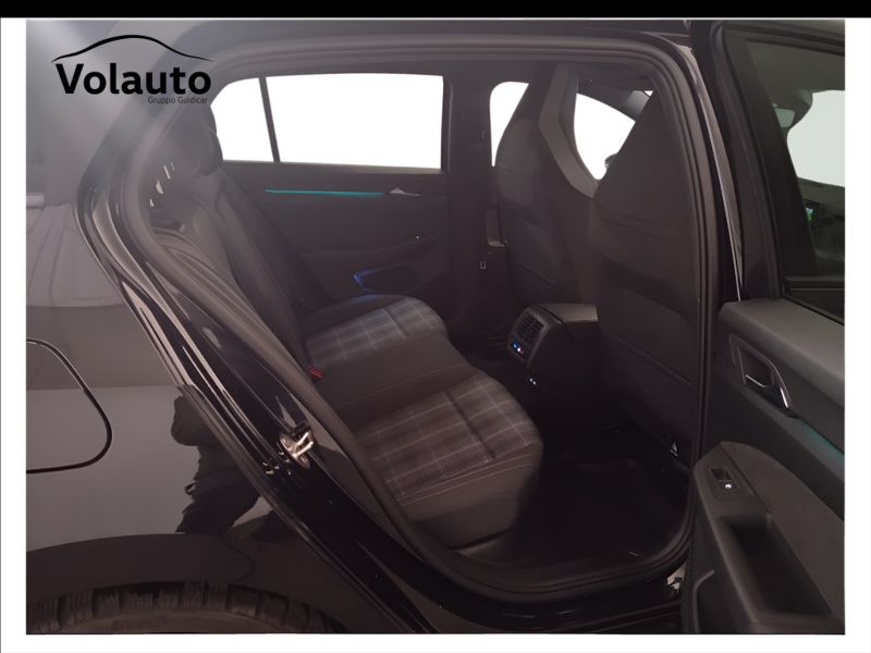GuidiCar - VOLKSWAGEN Golf 2023 Golf 2.0 tdi GTD 200cv dsg Usato