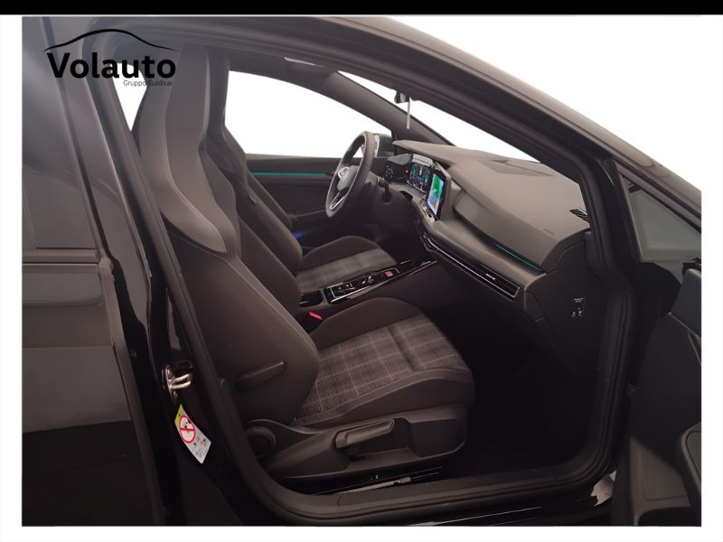 GuidiCar - VOLKSWAGEN Golf 2023 Golf 2.0 tdi GTD 200cv dsg Usato