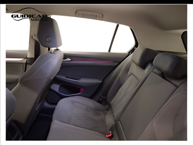 GuidiCar - VOLKSWAGEN Golf 2021 Golf 2.0 tdi scr Life 115cv Usato
