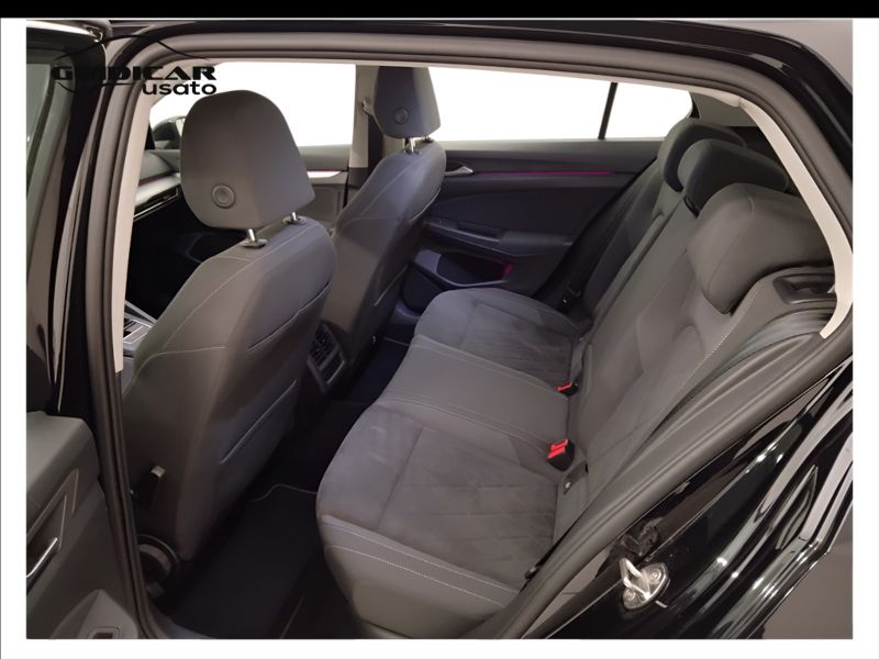 GuidiCar - VOLKSWAGEN Golf 2021 Golf 2.0 tdi scr Life 115cv Usato