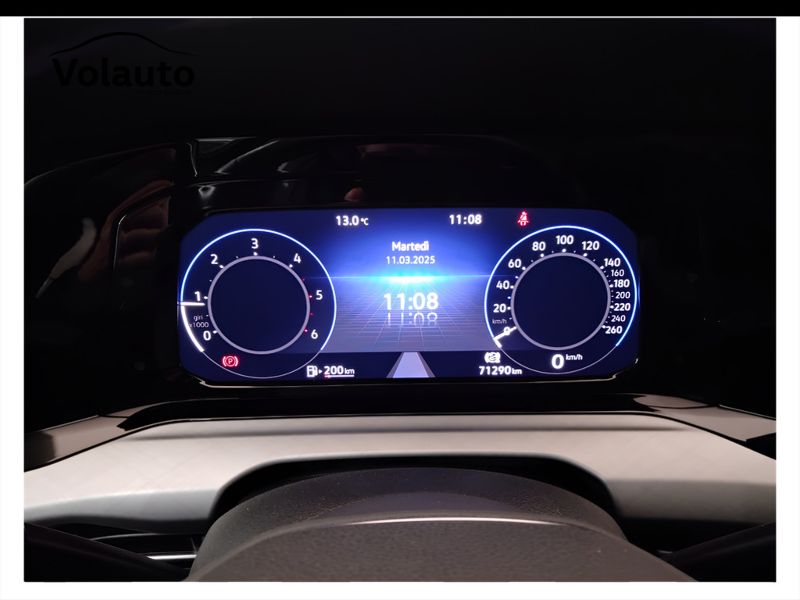 GuidiCar - VOLKSWAGEN Golf 2022 Golf 2.0 tdi scr Life 115cv Usato