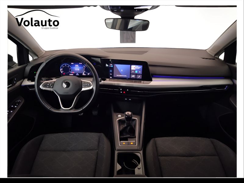 GuidiCar - VOLKSWAGEN Golf 2022 Golf 2.0 tdi scr Life 115cv Usato