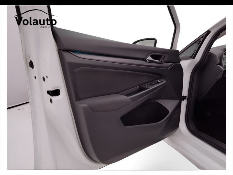 GuidiCar - VOLKSWAGEN Golf 2020 Golf 2.0 tdi scr Style 115cv Usato