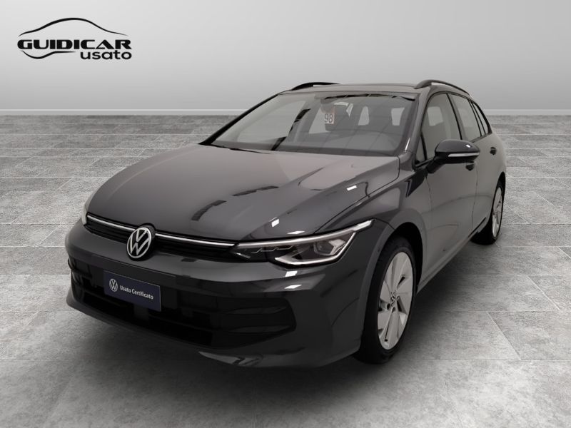 GuidiCar - VOLKSWAGEN Golf 2024 Golf Variant 1.5 etsi Life 115cv dsg Aziendale