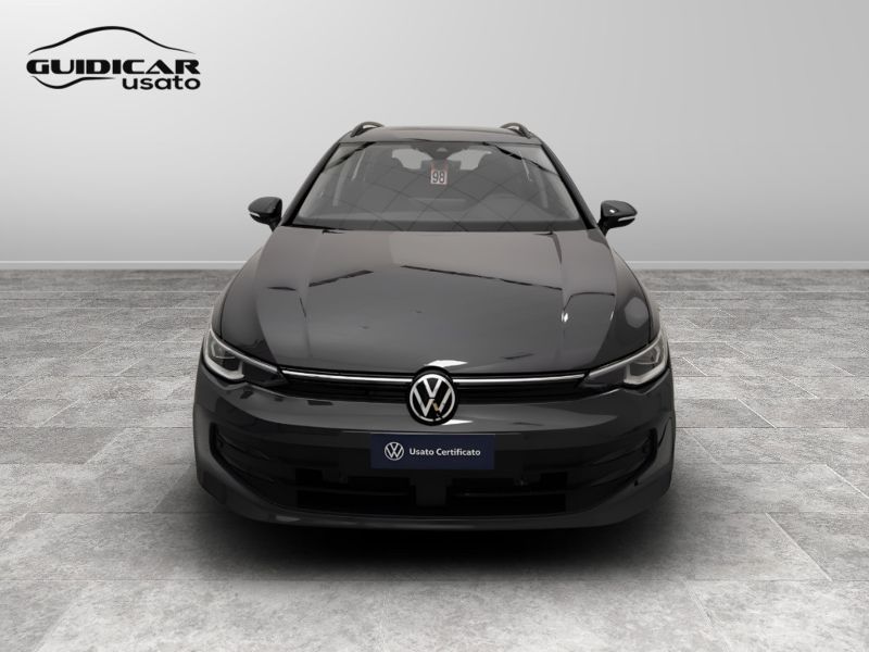 GuidiCar - VOLKSWAGEN Golf 2024 Golf Variant 1.5 etsi Life 115cv dsg Aziendale