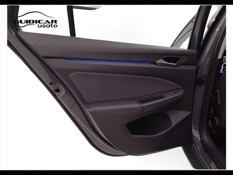 GuidiCar - VOLKSWAGEN Golf 2024 Golf Variant 1.5 etsi Life 115cv dsg Aziendale