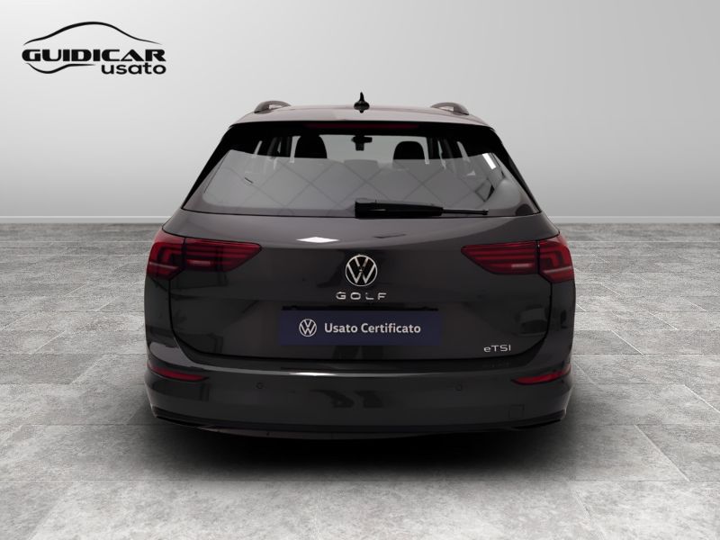 GuidiCar - VOLKSWAGEN Golf 2024 Golf Variant 1.5 etsi Life 115cv dsg Aziendale
