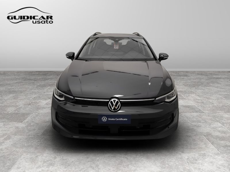 GuidiCar - VOLKSWAGEN Golf 2024 Golf Variant 1.5 etsi Life 115cv dsg Aziendale