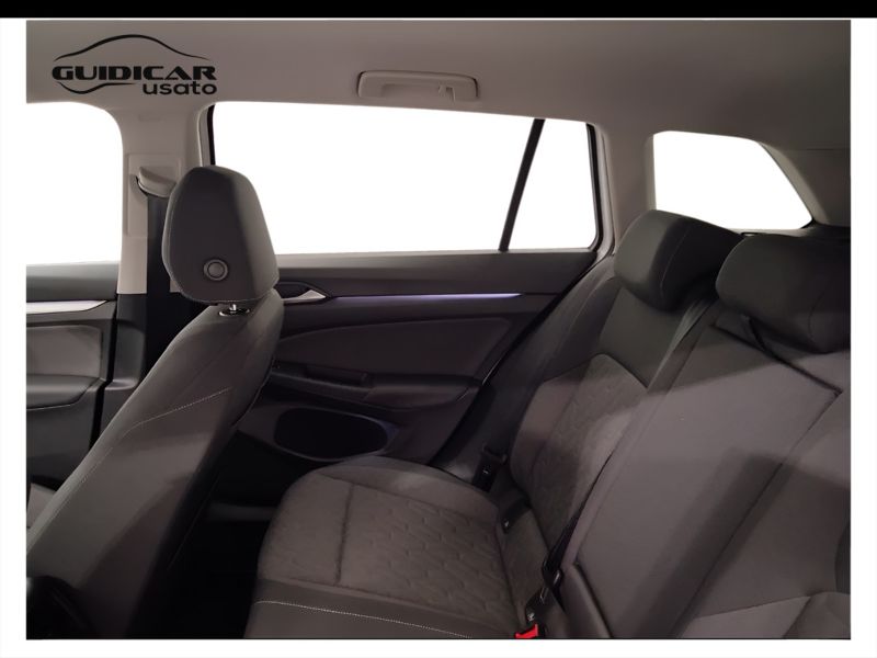 GuidiCar - VOLKSWAGEN Golf 2025 Golf Variant 1.5 tsi Life 115cv Km0