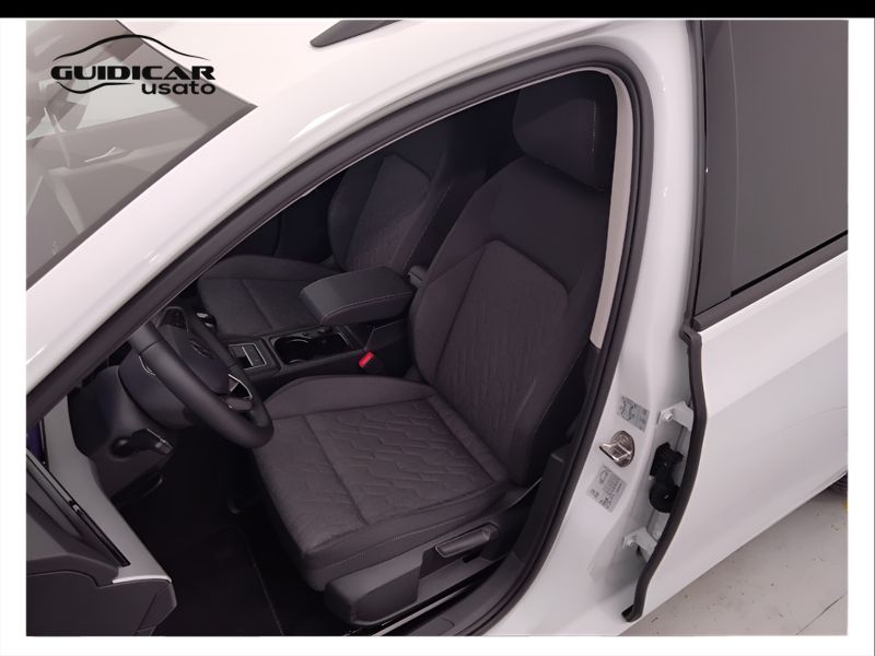 GuidiCar - VOLKSWAGEN Golf 2025 Golf Variant 1.5 tsi Life 115cv Km0