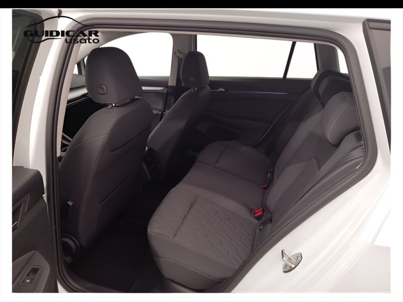GuidiCar - VOLKSWAGEN Golf 2025 Golf Variant 1.5 tsi Life 115cv Km0