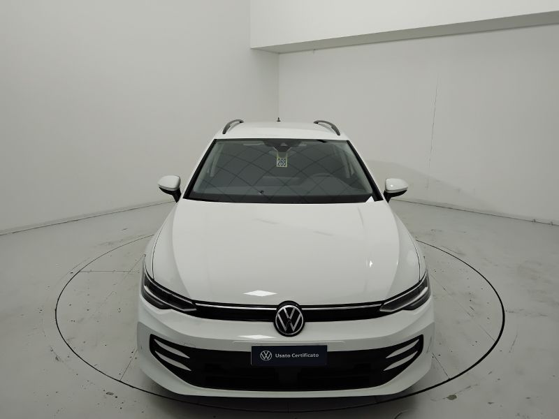 GuidiCar - VOLKSWAGEN Golf 2025 Golf Variant 1.5 tsi Life 115cv Km0