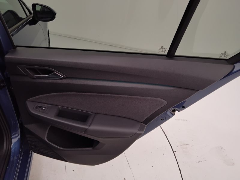 GuidiCar - VOLKSWAGEN Golf 2024 Golf 1.5 etsi Edition Plus 115cv dsg Aziendale