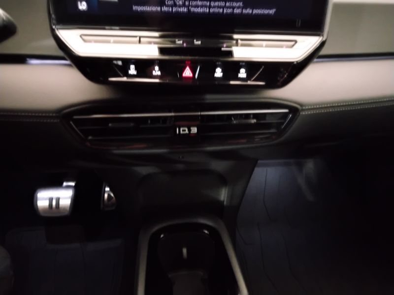 GuidiCar - VOLKSWAGEN ID.3 2024 ID.3 58 kWh Pro Performance Usato
