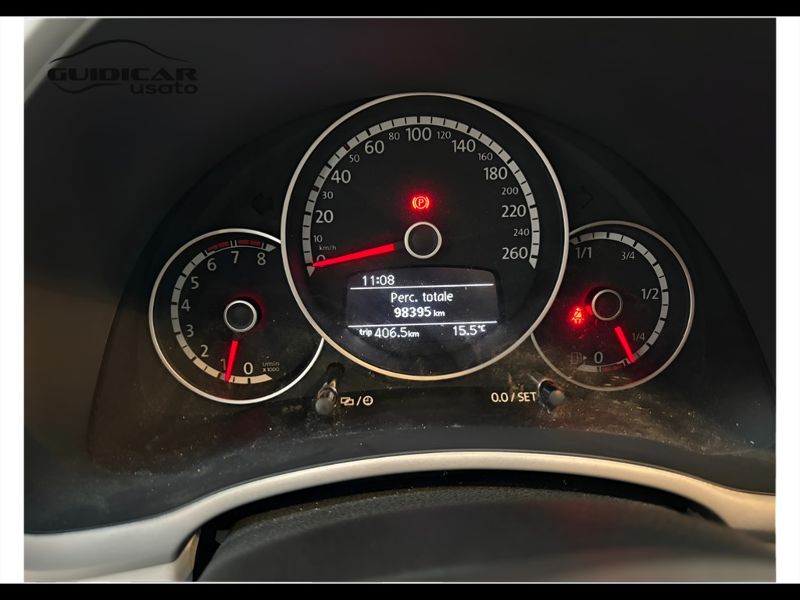 GuidiCar - VOLKSWAGEN Maggiolino 2014 Maggiolino Cabrio 1.2 tsi Design Usato