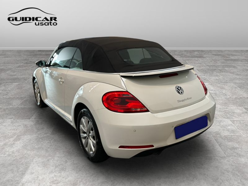 GuidiCar - VOLKSWAGEN Maggiolino 2014 Maggiolino Cabrio 1.2 tsi Design Usato