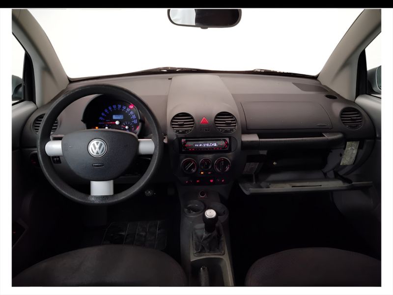 GuidiCar - VOLKSWAGEN Maggiolino 2004 New Beetle Cabrio 1.6 Usato