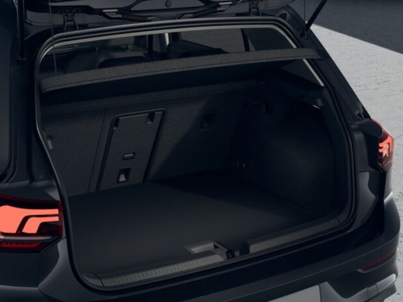 GuidiCar - VOLKSWAGEN Nuova Golf Edition Plus 1 Nuova Golf Edition Plus 1.5 TSI eHybrid 150 kW (204 CV) DSG Nuovo