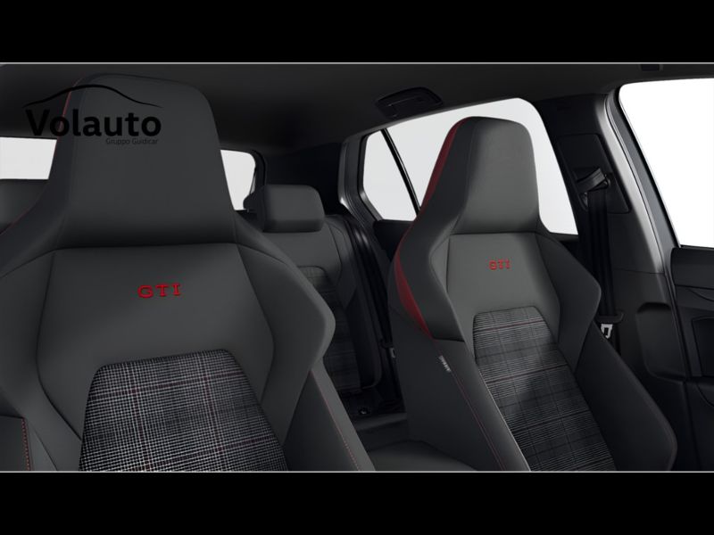 GuidiCar - VOLKSWAGEN Nuova Golf Edition Plus 1 Nuova Golf GTI 2.0 TSI 195 kW (265 CV) DSG Nuovo