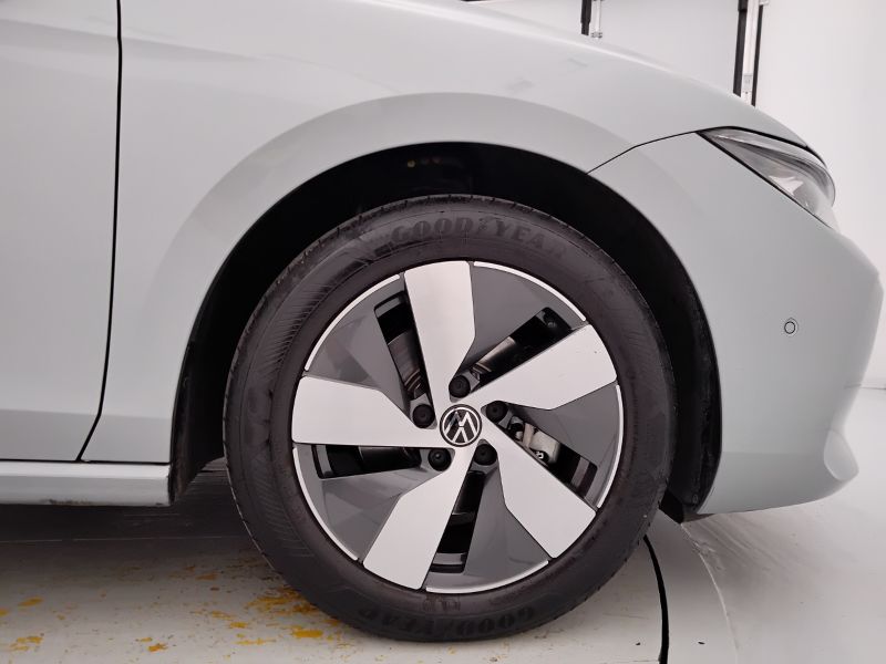 GuidiCar - VOLKSWAGEN Passat 2024 Passat 2.0 tdi scr Business 150cv dsg Usato