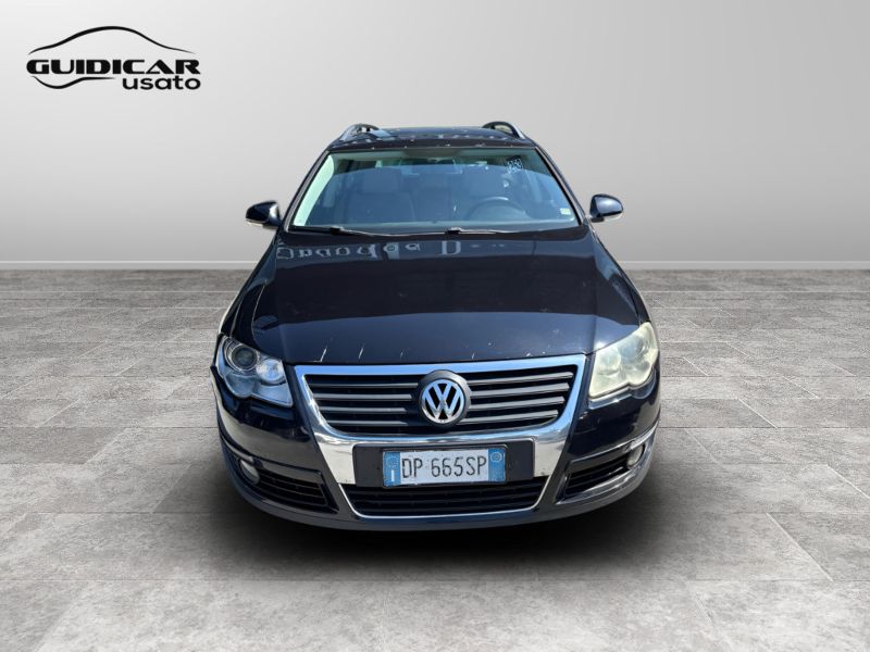 GuidiCar - VOLKSWAGEN Passat 2008 Passat Variant 2.0 tdi Comfortline Dpf Usato