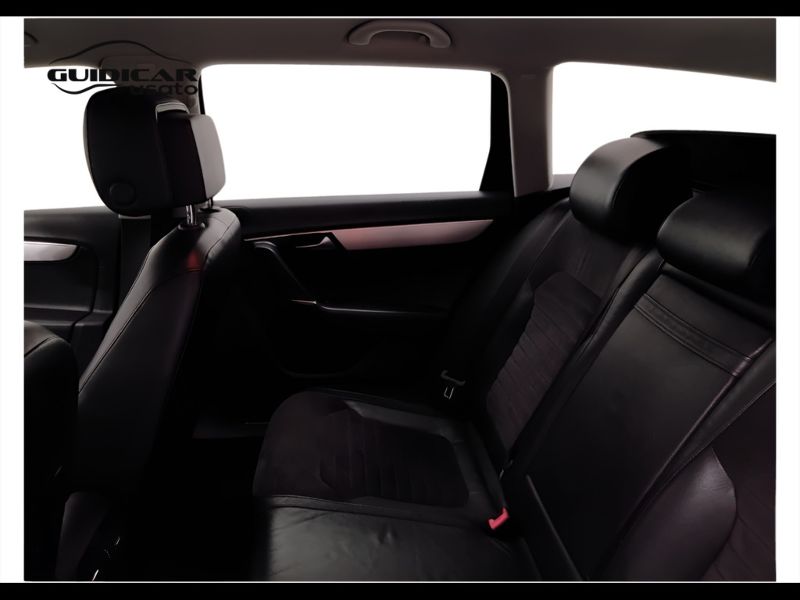 GuidiCar - VOLKSWAGEN Passat 2012 Passat Variant 2.0 tdi Highline 4motion Usato