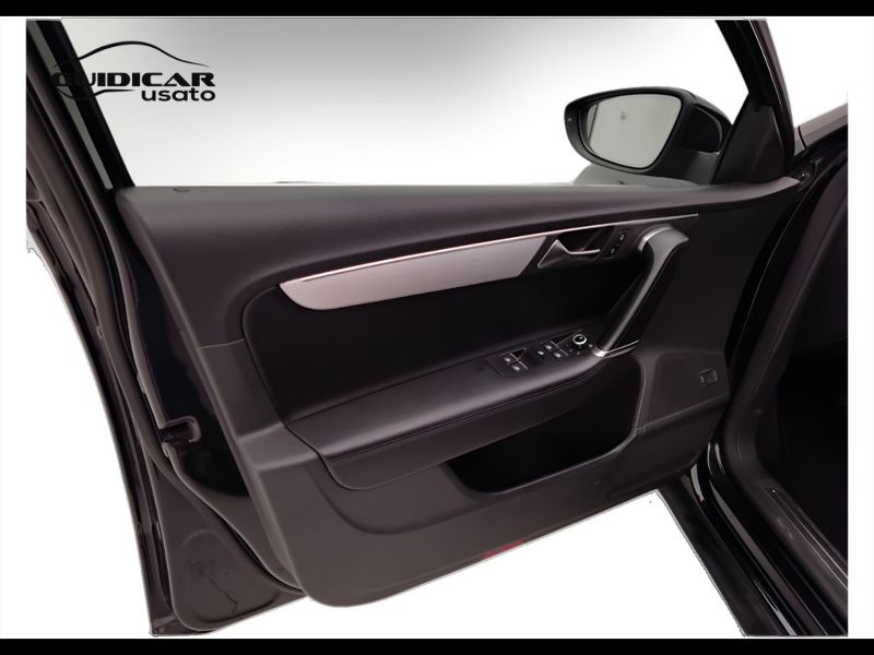 GuidiCar - VOLKSWAGEN Passat 2012 Passat Variant 2.0 tdi Highline 4motion Usato