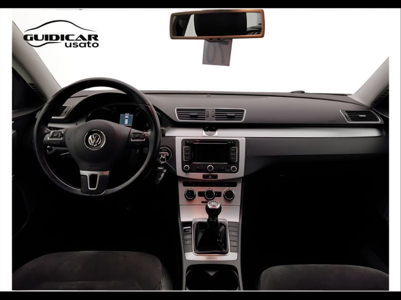 GuidiCar - VOLKSWAGEN Passat 2012 Passat Variant 2.0 tdi Highline 4motion Usato