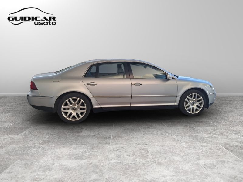 GuidiCar - VOLKSWAGEN Phaeton 2008 Phaeton 3.0 V6 tdi 4motion 233cv 4p.ti tiptronic dpf Usato