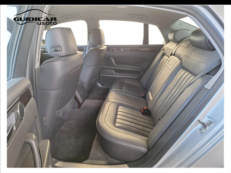 GuidiCar - VOLKSWAGEN Phaeton 2008 Phaeton 3.0 V6 tdi 4motion 233cv 4p.ti tiptronic dpf Usato