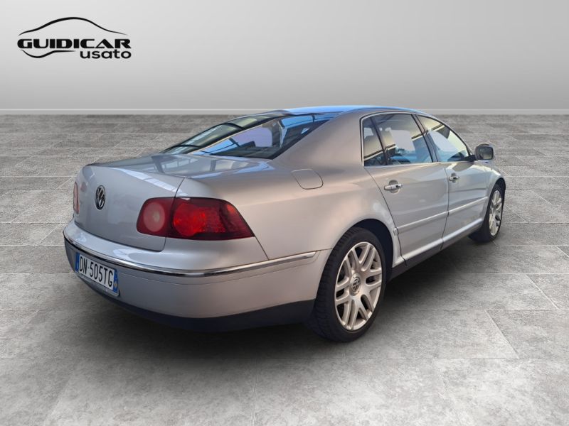 GuidiCar - VOLKSWAGEN Phaeton 2008 Phaeton 3.0 V6 tdi 4motion 233cv 4p.ti tiptronic dpf Usato