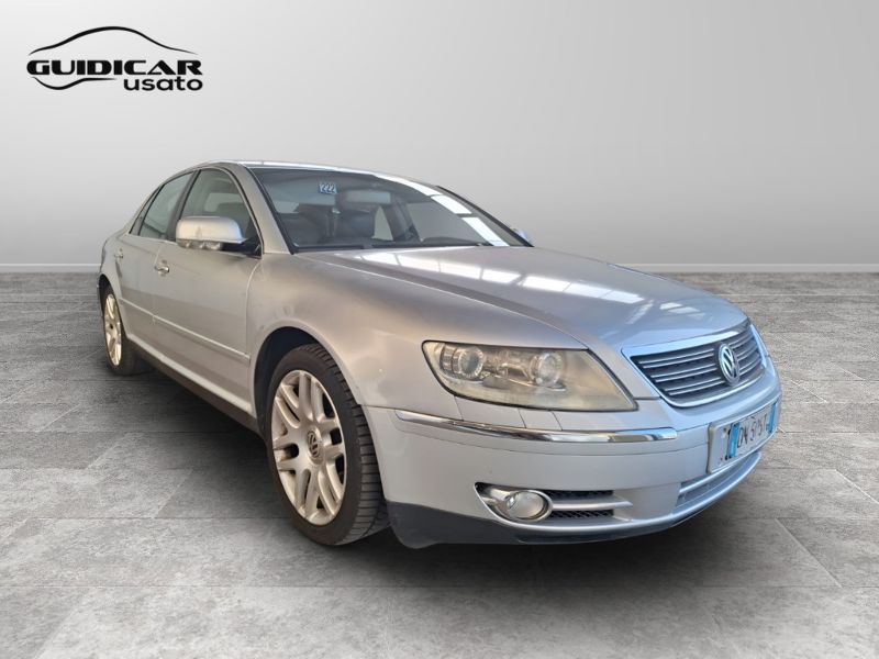 GuidiCar - VOLKSWAGEN Phaeton 2008 Phaeton 3.0 V6 tdi 4motion 233cv 4p.ti tiptronic dpf Usato