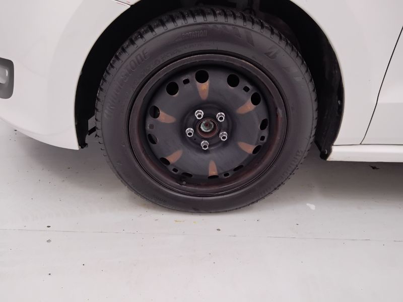 GuidiCar - VOLKSWAGEN Polo 5ª serie  Polo 1.2 TDI DPF 5p. Comfortline