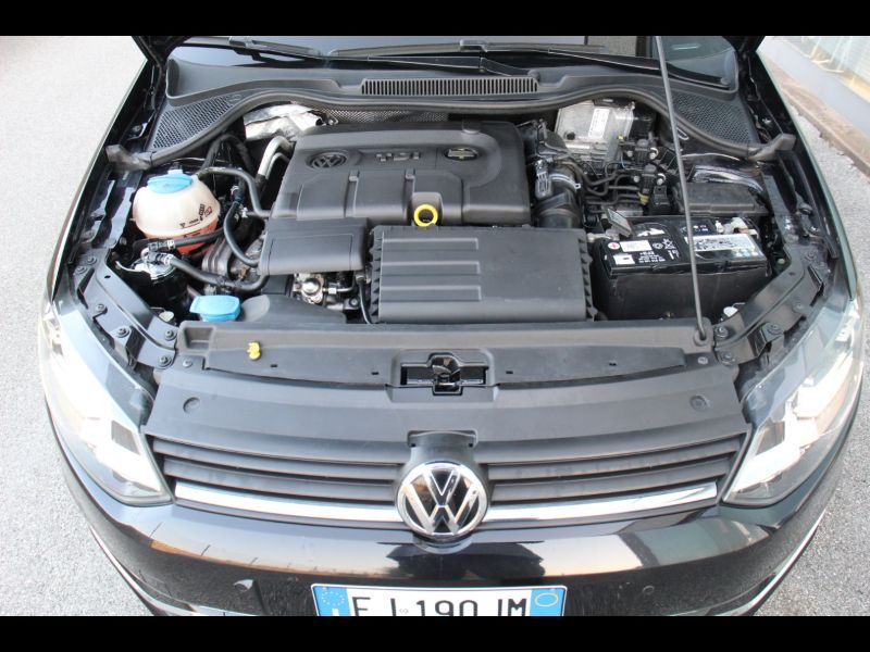 GuidiCar - VOLKSWAGEN Polo 5ª serie  Polo 1.4 TDI 90 CV 5p. Highline BlueMotion Technology