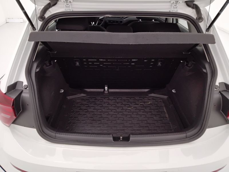GuidiCar - VOLKSWAGEN Polo 2022 Polo 1.0 evo 80cv Usato