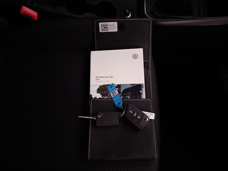 GuidiCar - VOLKSWAGEN Polo 2021 Polo 5p 1.0 tsi Sport 95cv Usato