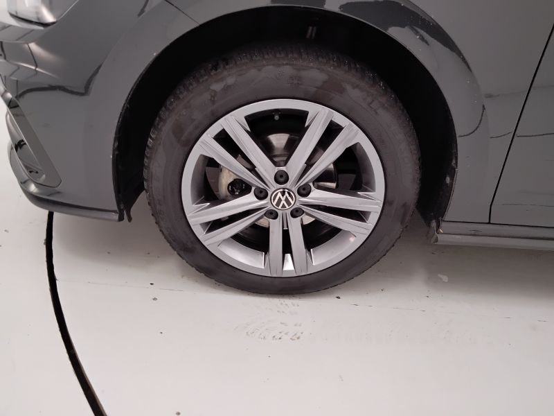 GuidiCar - VOLKSWAGEN Polo 2021 Polo 5p 1.0 tsi Sport 95cv Usato