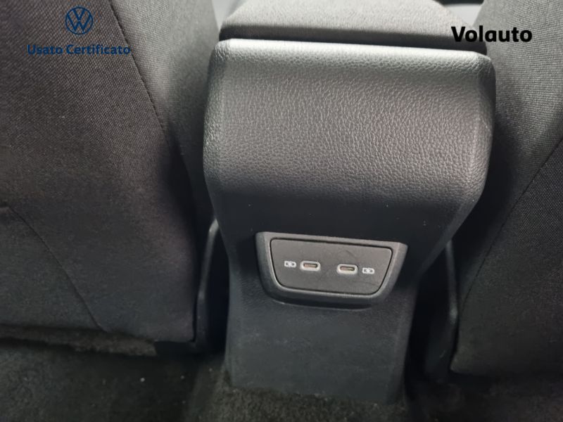 GuidiCar - VOLKSWAGEN Polo 6ª serie Polo 6ª serie - Polo 1.0 TSI DSG 5p. Comfortline BlueMotion 