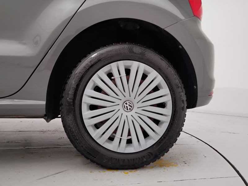 GuidiCar - VOLKSWAGEN Polo 2015 Polo 1.0 mpi Comfortline 75cv 5p Usato