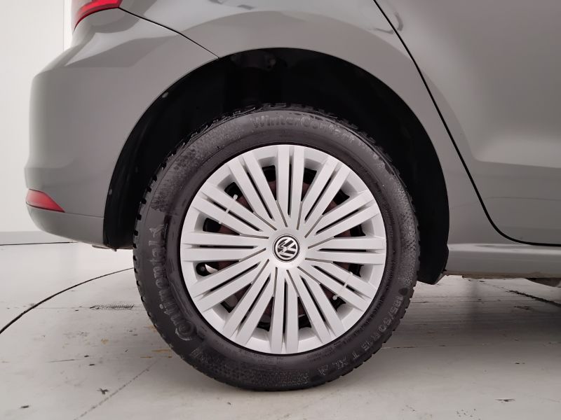 GuidiCar - VOLKSWAGEN Polo 2015 Polo 1.0 mpi Comfortline 75cv 5p Usato