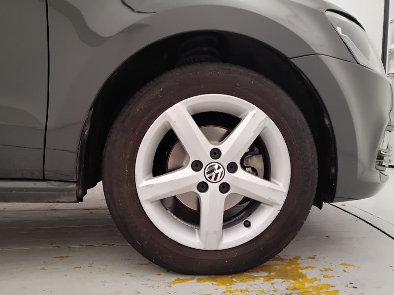 GuidiCar - VOLKSWAGEN Polo 2016 Polo 1.0 mpi Comfortline 75cv 5p Usato