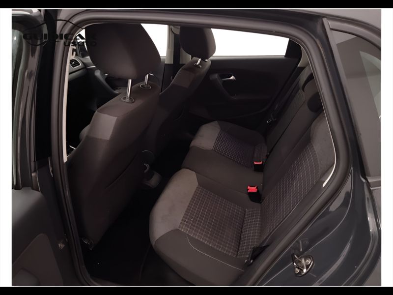 GuidiCar - VOLKSWAGEN Polo 2016 Polo 1.0 mpi Comfortline 75cv 5p Usato