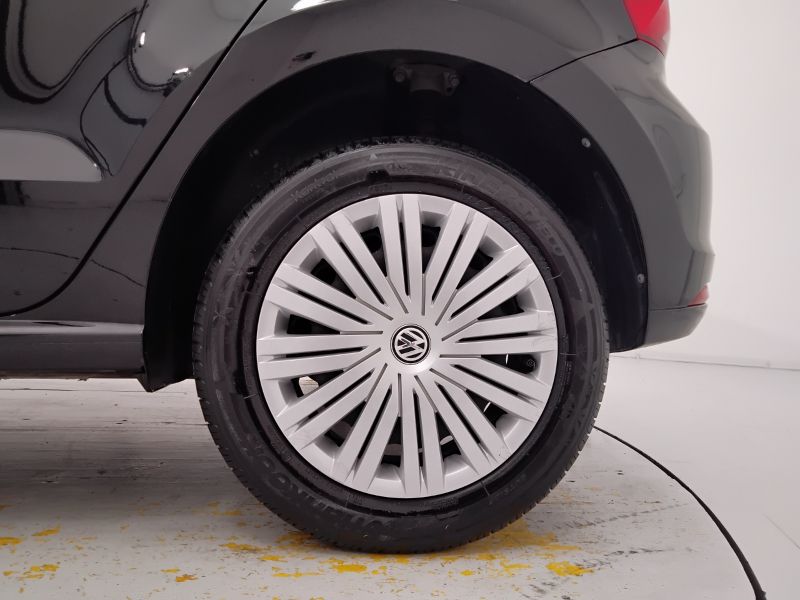 GuidiCar - VOLKSWAGEN Polo 2017 Polo 5p 1.0 mpi Comfortline 60cv Usato