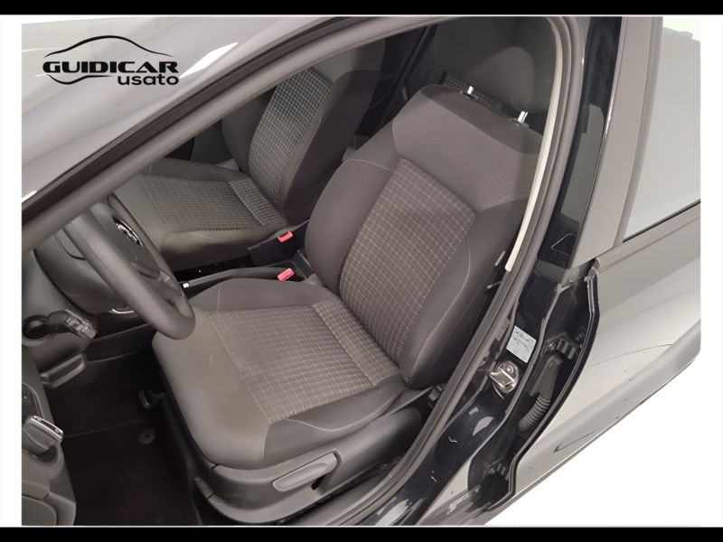 GuidiCar - VOLKSWAGEN Polo 2017 Polo 5p 1.0 mpi Comfortline 60cv Usato